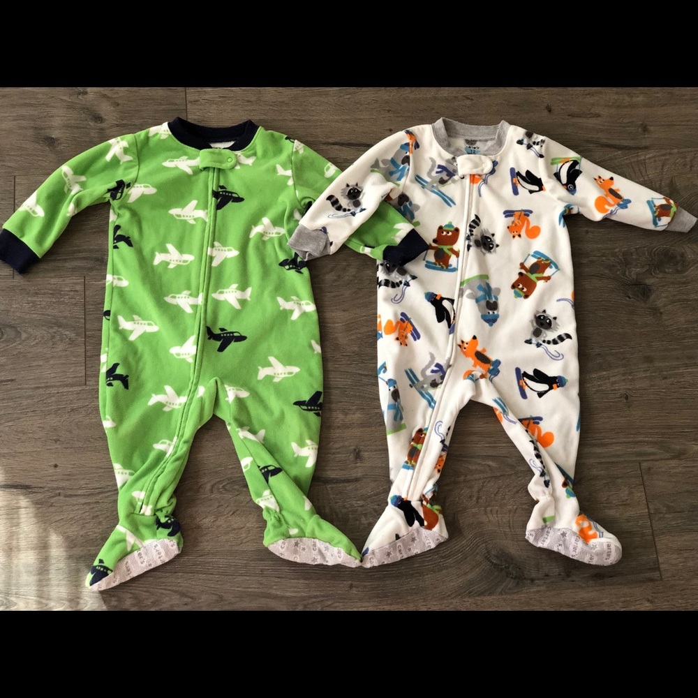 Carter’s 2-pack flannel footie pajamas